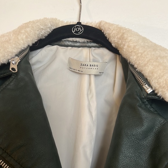 Zara leather jacket with Sherpa collar - Picture 2 of 6